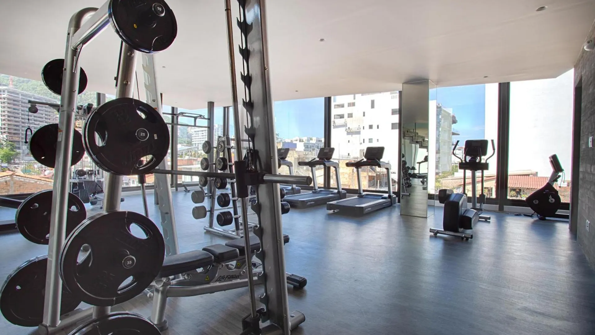 Condo La Buena Vida With Great Views, Pool, Gym Puerto Vallarta Holiday home